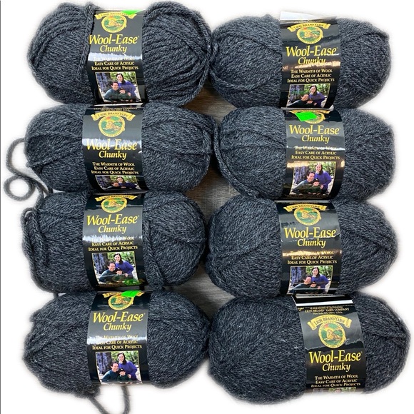 Lion Chunky Wool-Ease Yarn Charcoal Gray 152